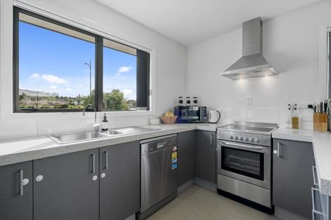 Photo of property in 40 Fairfax Crescent, Pyes Pa, Tauranga, 3112