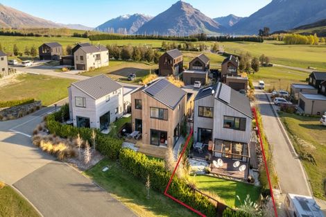 Photo of property in 6 Soudley Court, Jacks Point, Queenstown, 9371