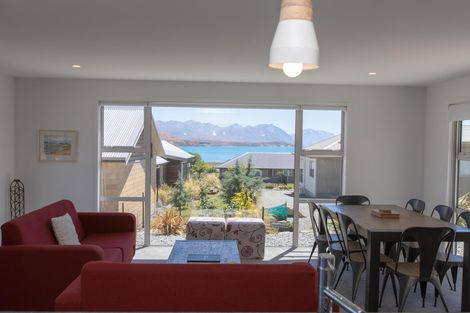 Photo of property in 5 Rankin Rise, Lake Tekapo, 7999