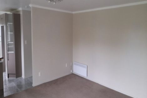 Photo of property in 99 Coronation Road, Hillcrest, Auckland, 0627