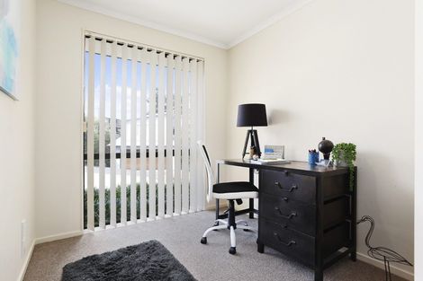 Photo of property in 22 Carol Lee Place, Albany Heights, Auckland, 0632