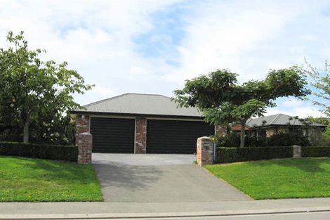 Photo of property in 48 Stonebridge Way, Prebbleton, 7604