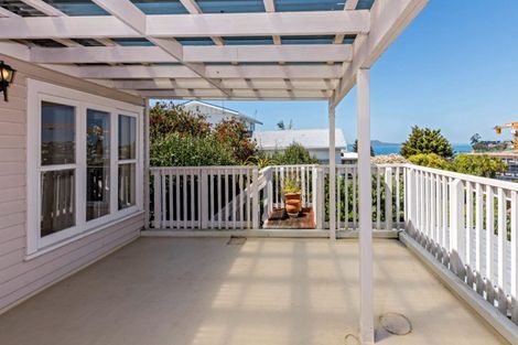 Photo of property in 35 Bayview Road, Browns Bay, Auckland, 0630
