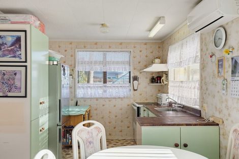 Photo of property in 3 Dawson Street, Foxton Beach, Foxton, 4815