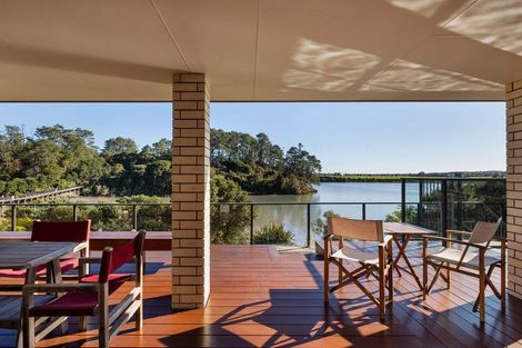 Photo of property in 6 Lees Cove, Karaka, Papakura, 2113