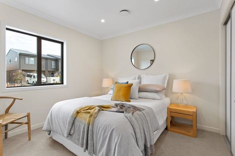 Photo of property in 15 Periko Way, Takanini, 2112