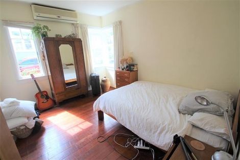 Photo of property in 25 Levonia Street, Morningside, Auckland, 1022