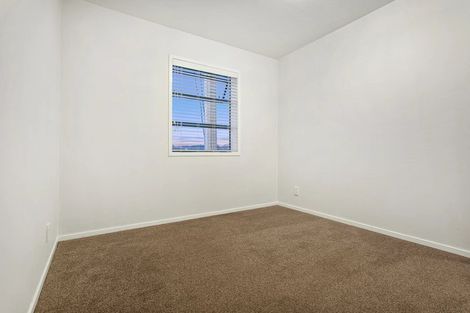 Photo of property in 420/18 Sunnyhaven Avenue, Beach Haven, Auckland, 0626