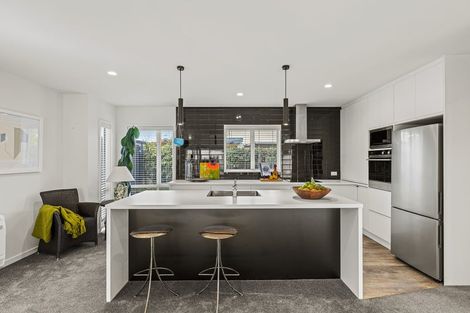 Photo of property in 152 Avonhead Road, Avonhead, Christchurch, 8042