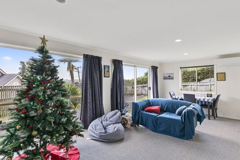 Photo of property in 60f Woodland Road, Johnsonville, Wellington, 6037
