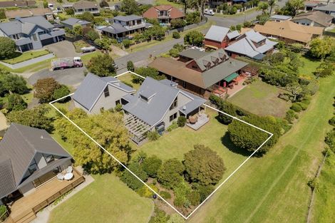 Photo of property in 30 Ruamoana Place, Omokoroa, 3114