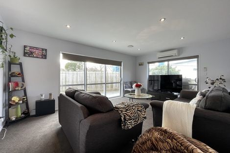 Photo of property in 131a Campbell Street, Karori, Wellington, 6012