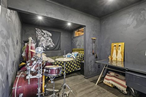 Photo of property in 95 Sweetacres Drive, Belmont, Lower Hutt, 5010