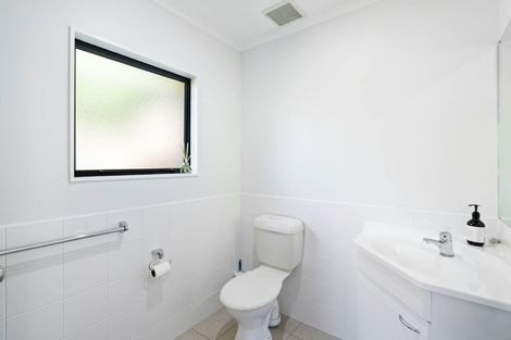 Photo of property in 57a Advene Road, Cockle Bay, Auckland, 2014