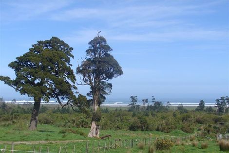 Photo of property in 2622 Coast Road, Barrytown, Runanga, 7873