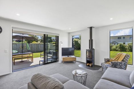 Photo of property in 8 Three Kings Court, Outram, 9019