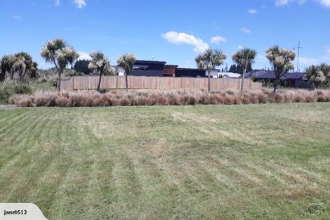 Photo of property in 2 Tuatua Lane, Pegasus, 7612