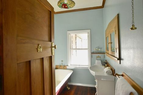 Photo of property in 2 Garrison Street, Carterton, 5713