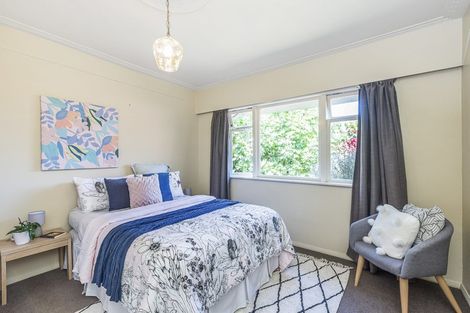 Photo of property in 60 Kirk Street, Otaki, 5512