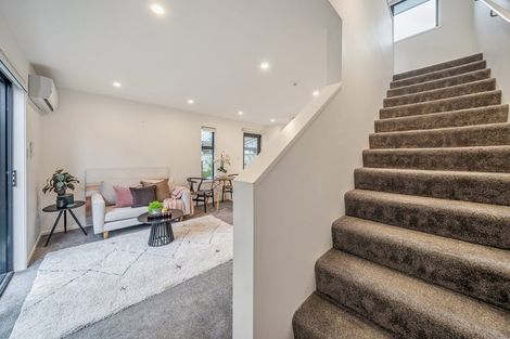 Photo of property in 4/123 Cambridge Terrace, Fairfield, Lower Hutt, 5011