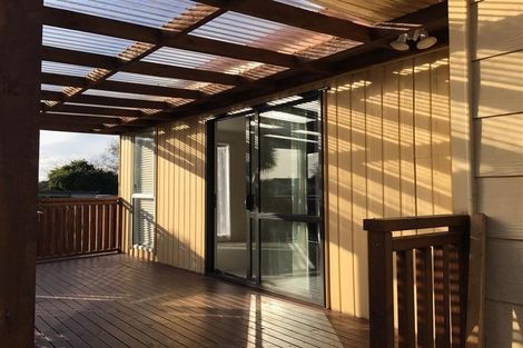 Photo of property in 36 Lisa Rise, Half Moon Bay, Auckland, 2012