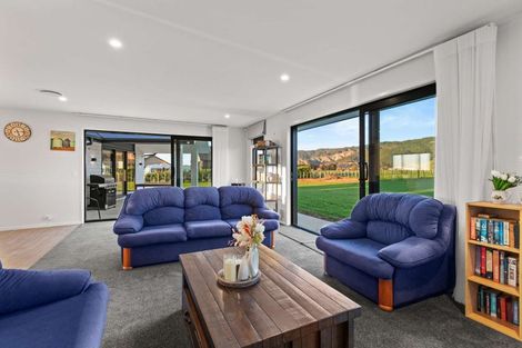 Photo of property in 28 Oriwa Lane, Levin, 5571