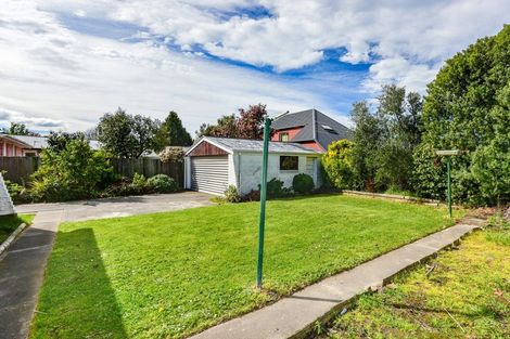 Photo of property in 16 Westmont Street, Ilam, Christchurch, 8041