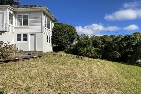 Photo of property in 22 Duncan Street, Tawa, Wellington, 5028