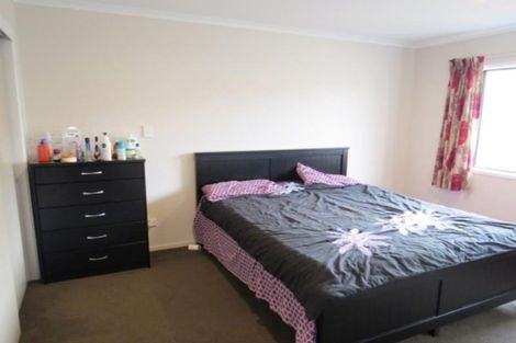 Photo of property in 35 Cyrus Street, Whalers Gate, New Plymouth, 4310