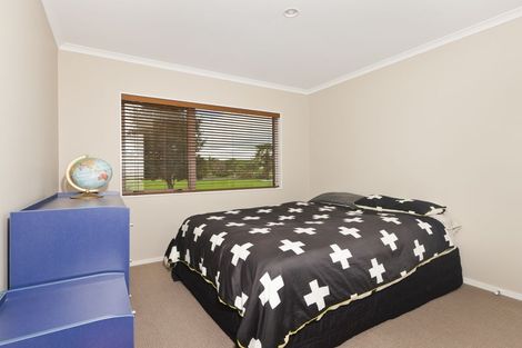 Photo of property in 8 Cairn Way, Te Kamo, Kamo, 0185