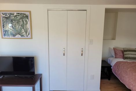 Photo of property in 13 Oku Street, Island Bay, Wellington, 6023