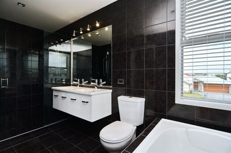 Photo of property in 2 Brookwater Avenue, Northwood, Christchurch, 8051