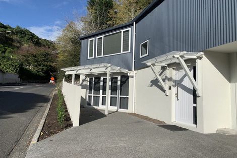 Photo of property in 120 Milton Road, Bluff Hill, Napier, 4110