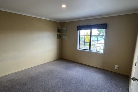 Photo of property in 1 Cleland Street, Palmerston North, 4410