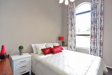 Photo of property in 98 Lane Road, Havelock North, 4130