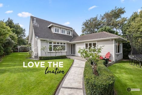 Photo of property in 2 Rangiora Street, Woburn, Lower Hutt, 5010