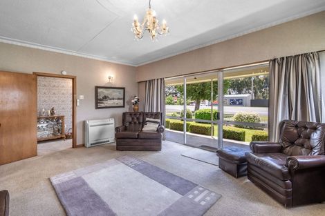 Photo of property in 364 Great North Road, Winton, 9720