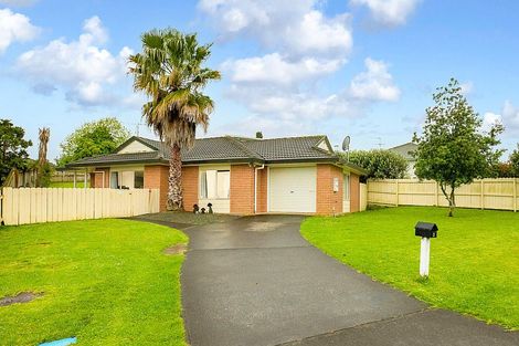 Photo of property in 3 Bernina Place, Weymouth, Auckland, 2103