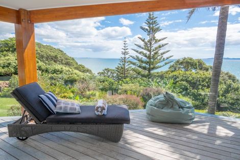 Photo of property in 21 Kupe Road, Coopers Beach, 0420
