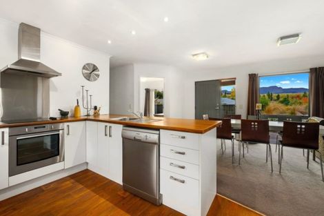 Photo of property in 13 Quill Street, Lake Hayes, Queenstown, 9304