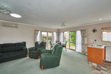 Photo of property in 12a Hurley Place, Awapuni, Palmerston North, 4412