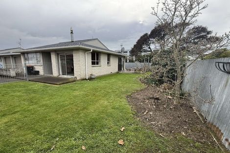 Photo of property in 2/112 Mcleod Street, Camberley, Hastings, 4120