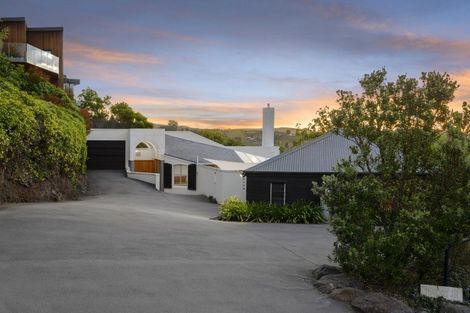 Photo of property in 1 Halcyon Way, Cashmere, Christchurch, 8022