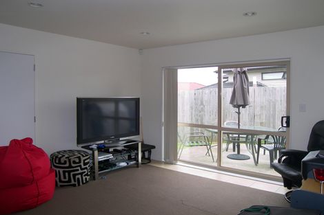 Photo of property in 42 Keri Vista Rise, Papakura, 2110