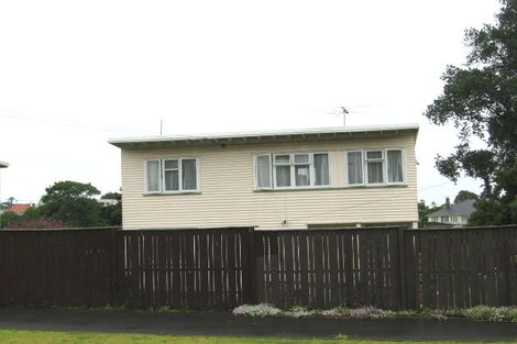 Photo of property in 23 Torino Street, Point England, Auckland, 1072