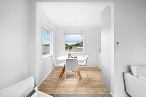 Photo of property in 66 Lewis Street, Glenview, Hamilton, 3206