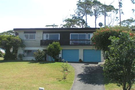 Photo of property in 34 Ravenwood Drive, Forrest Hill, Auckland, 0620