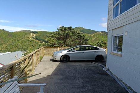 Photo of property in 16 Frobisher Street, Island Bay, Wellington, 6023