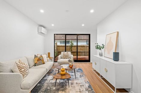 Photo of property in 2/70 Isleworth Road, Bishopdale, Christchurch, 8053