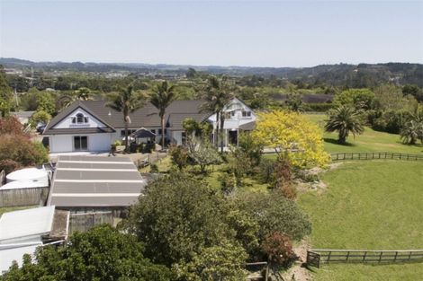 Photo of property in 296 Old North Road, Kumeu, 0892